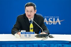 正在AI方面取欠发财地域敏捷拉开更大的差距